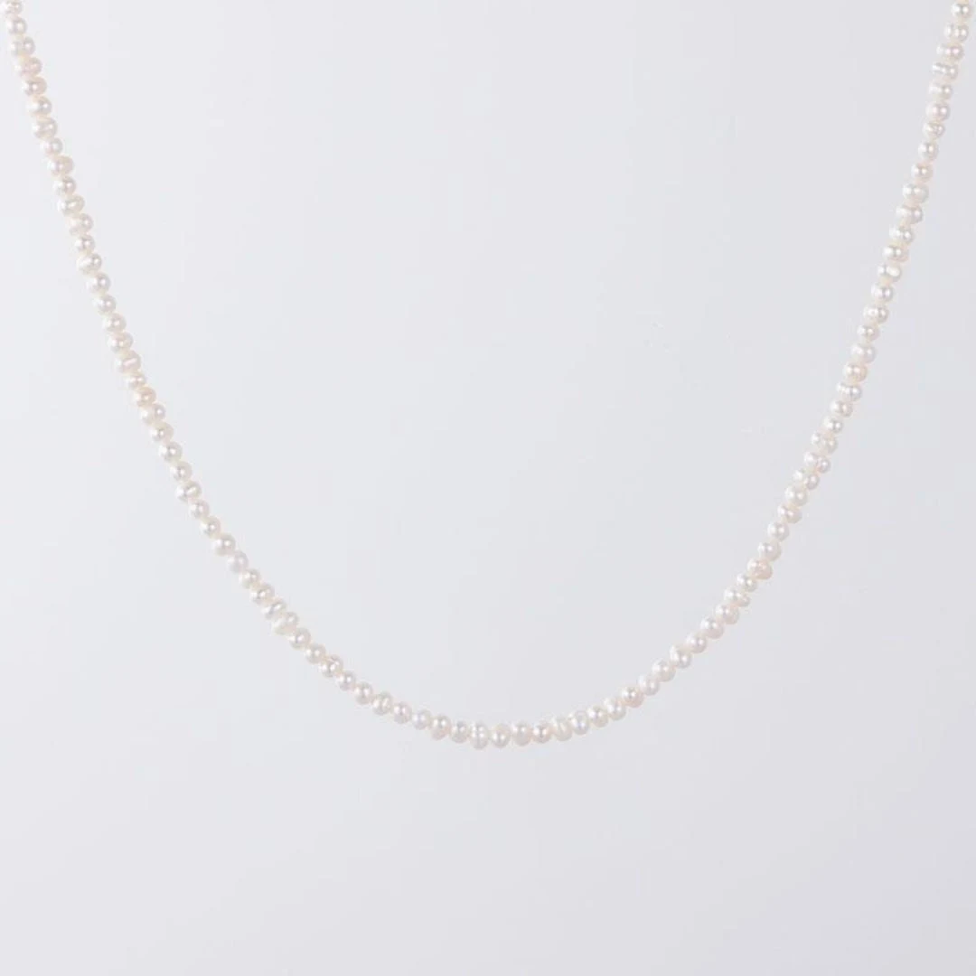 Mini Freshwater Pearl Choker - lead view