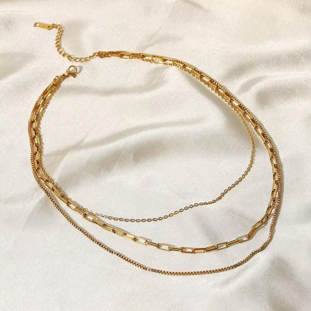 Saona Layered Necklace — alternate