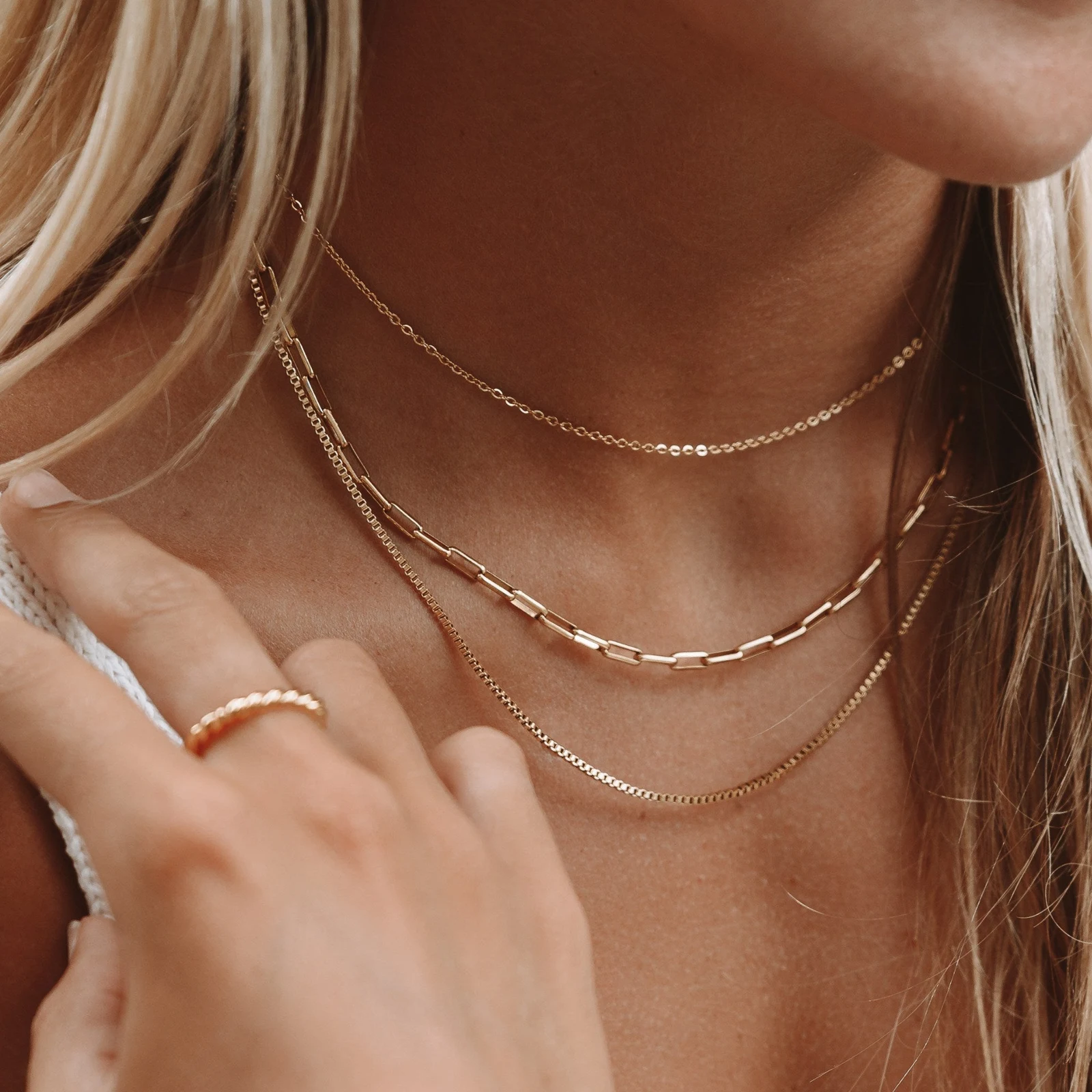 Saona Layered Necklace — use