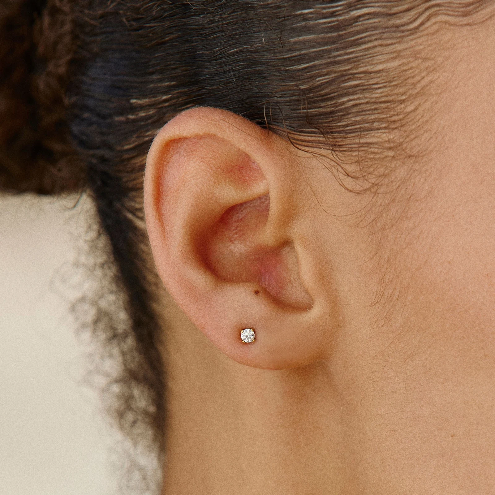 Zircon Stud Earrings - use view