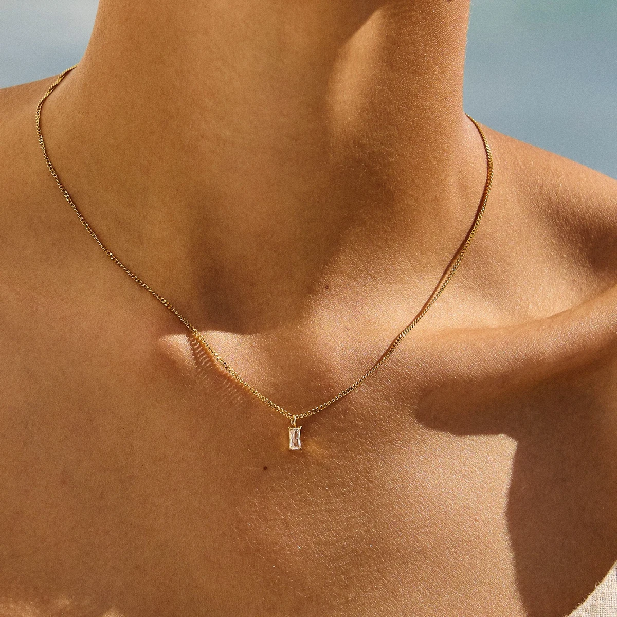 Glow Necklace - use view