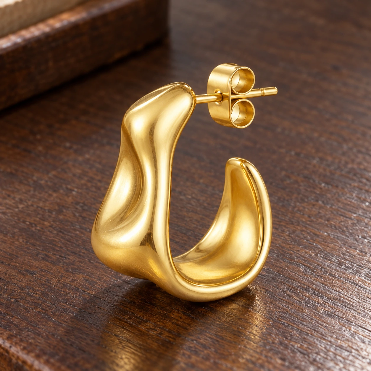 Tamara Sculptural Hoops — detail view