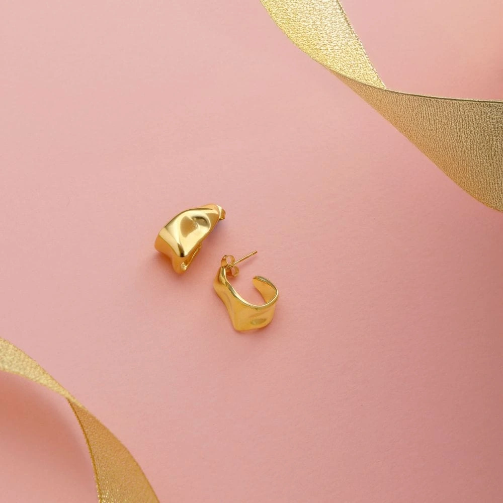 Tamara Sculptural Hoops — lead view