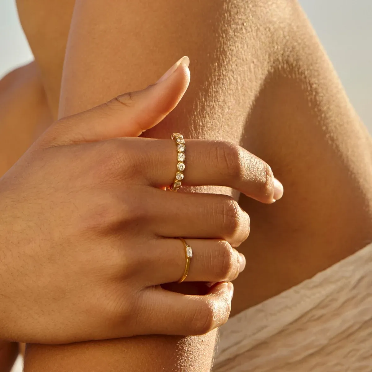 Dainty Crystal Ring - detail view