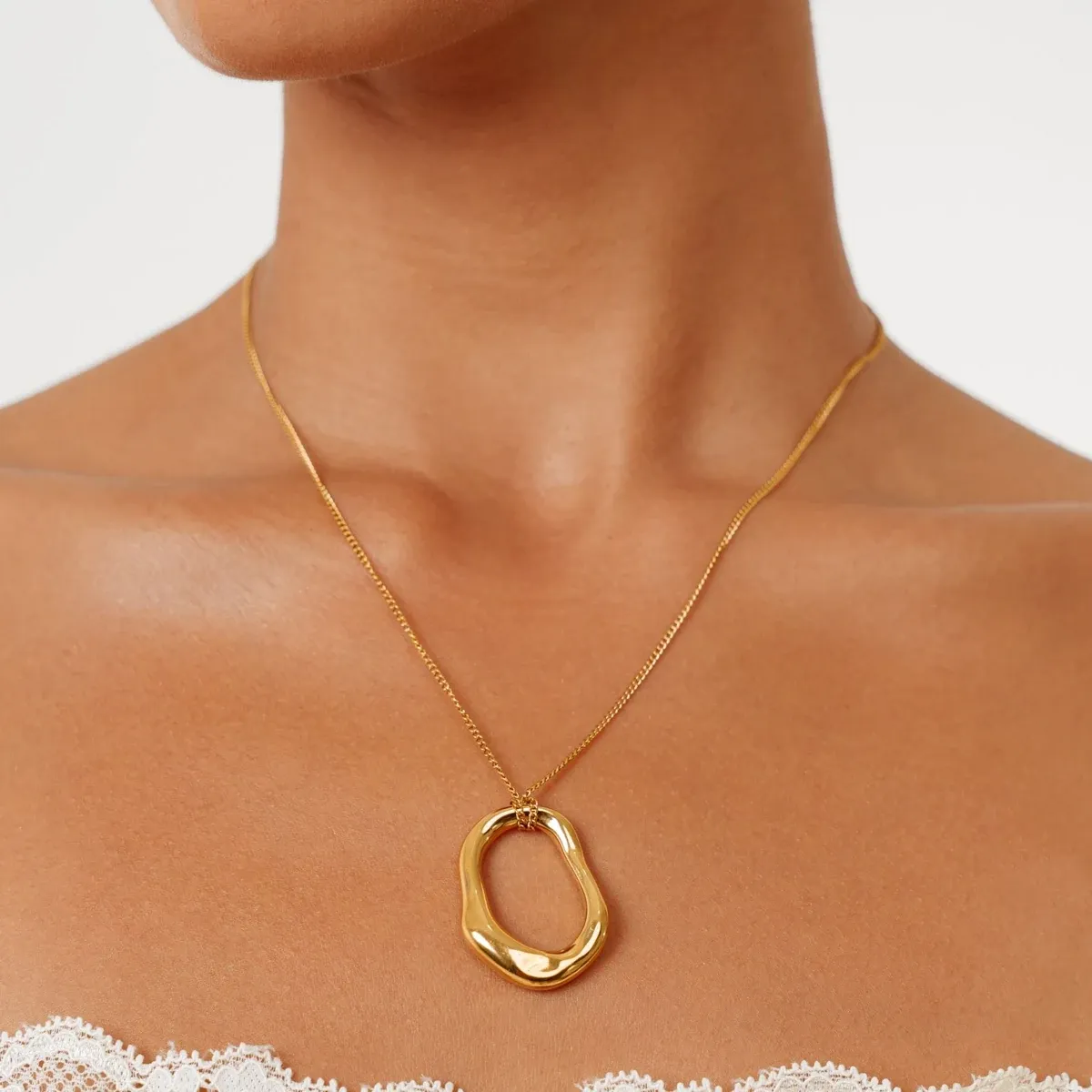 Solstice Necklace Gold - lead view