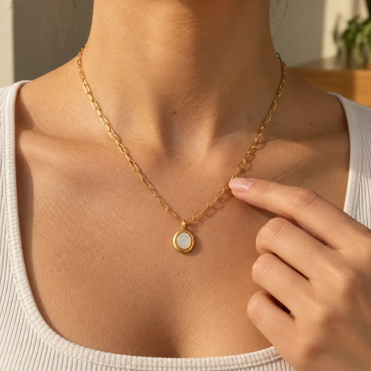 Opal Aura Necklace Gold - use view