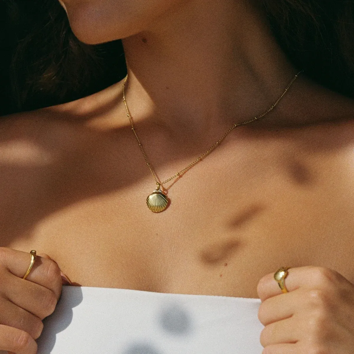 Seashell Necklace - use view