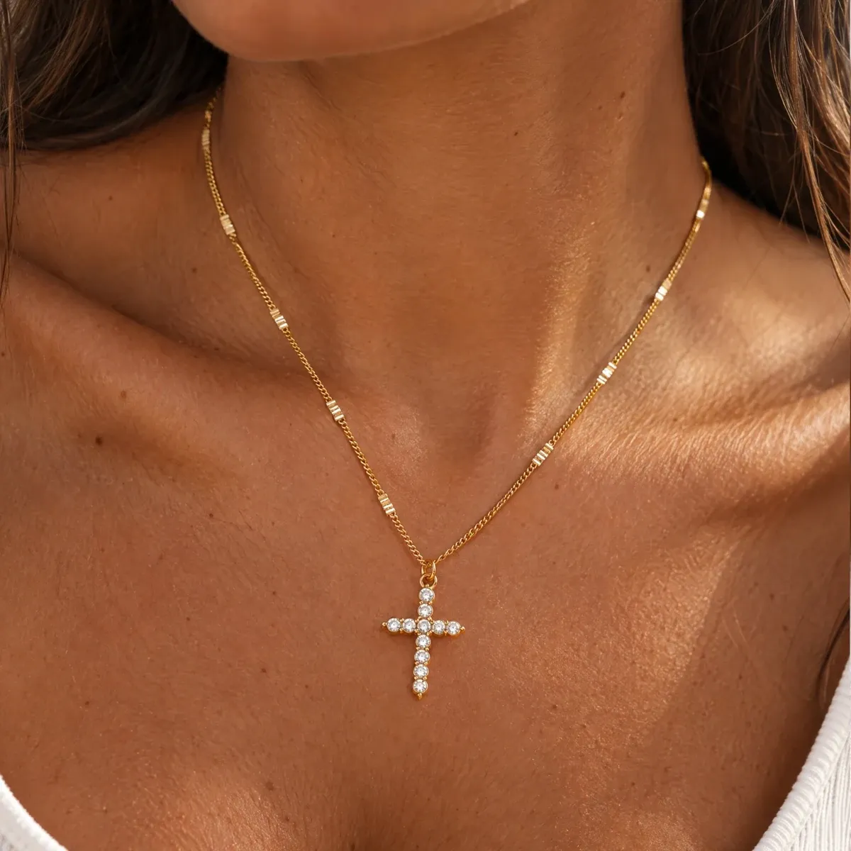 Sparkling Cross Necklace Gold - lead view