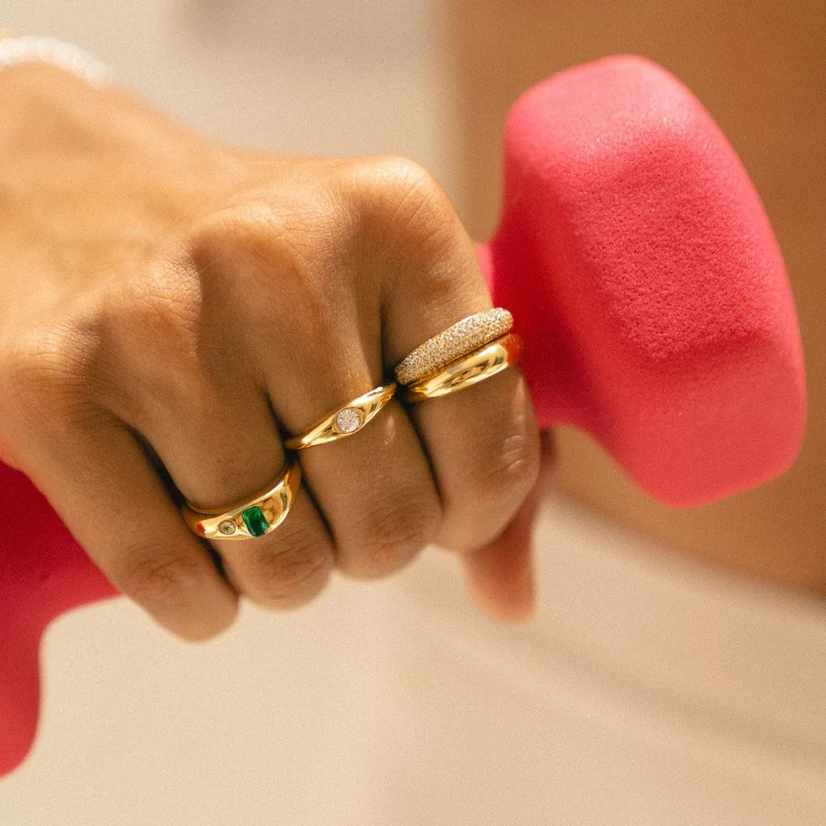 Verdra Ring Gold - use view