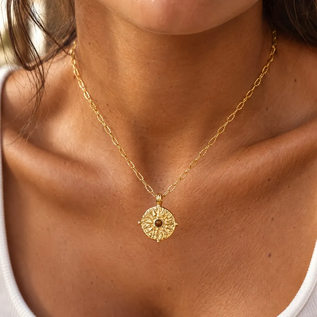 Voyager Necklace Gold - lead view