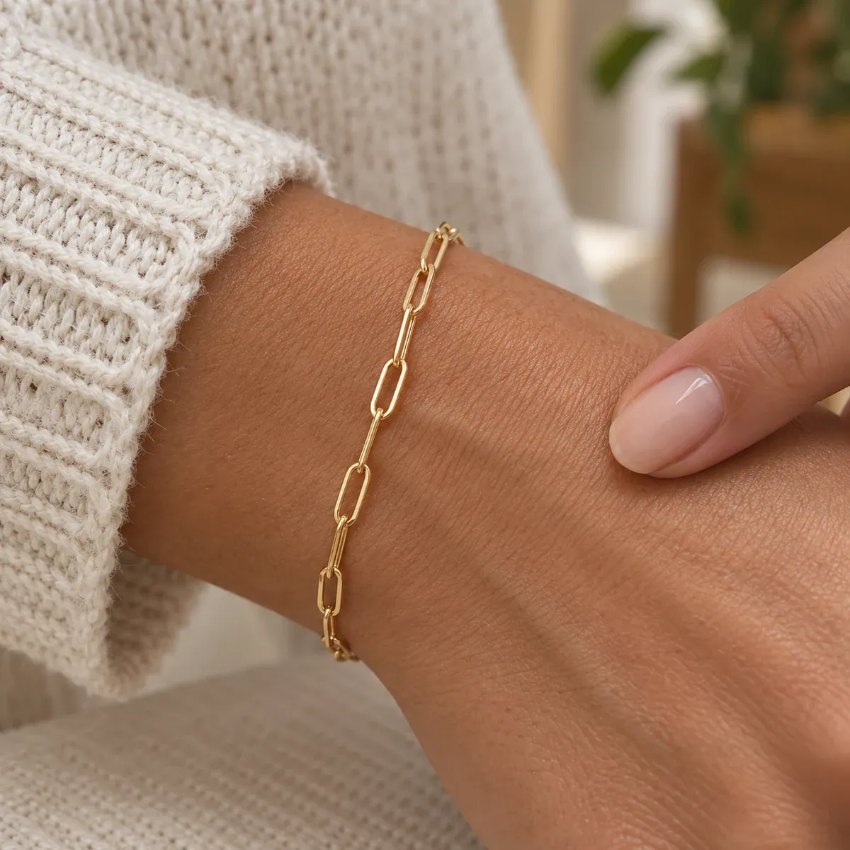 Cozumel Paperclip Bracelet Gold - detail view
