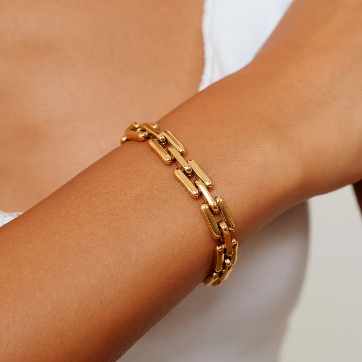 Chunky Chain Bracelet Gold - alternate