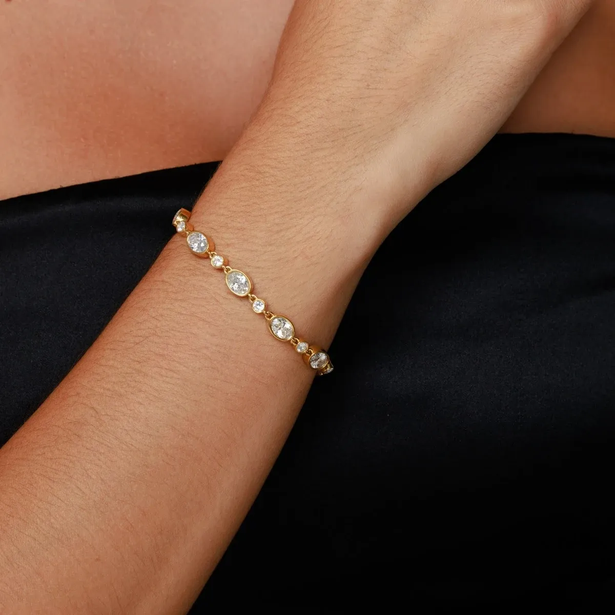 Aura Bracelet - detail view