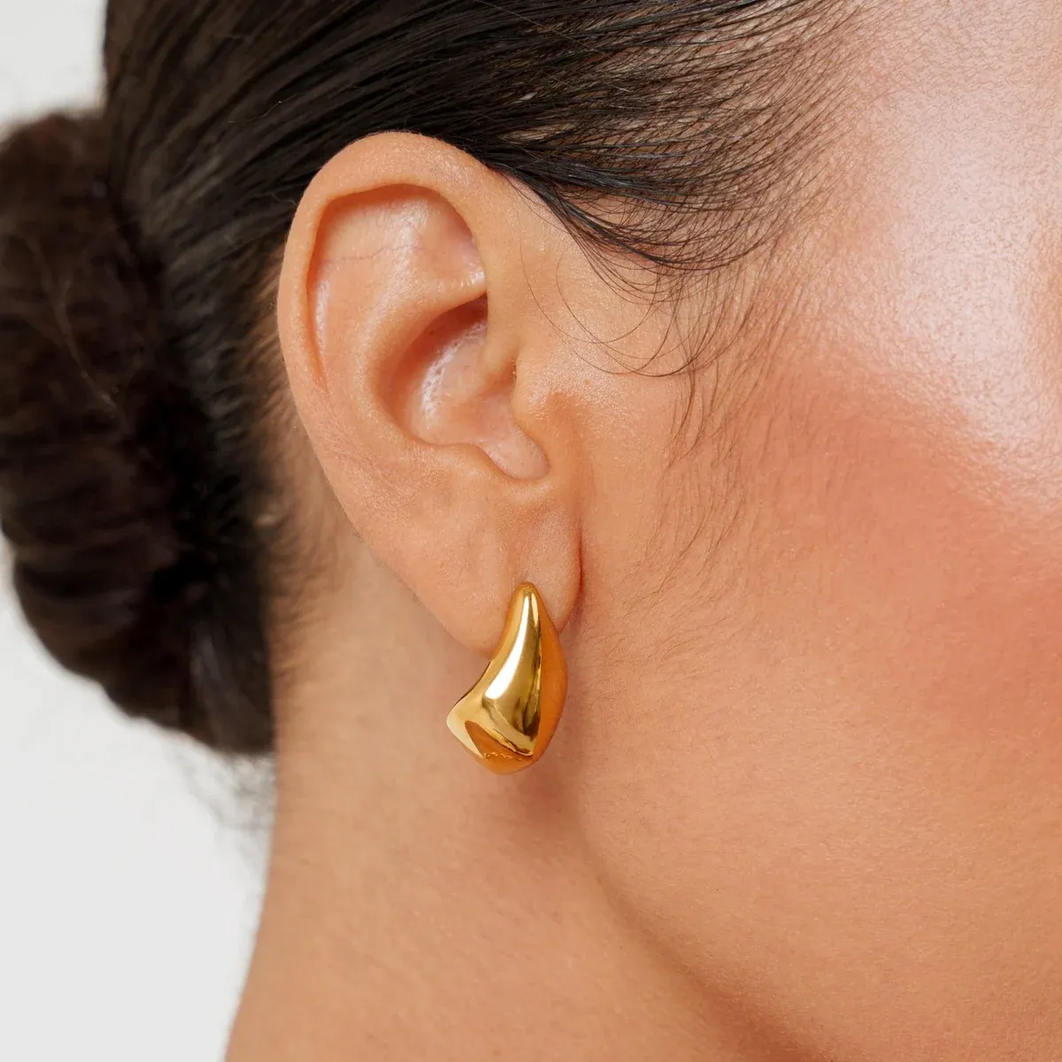 Molten Studs Gold - alternate