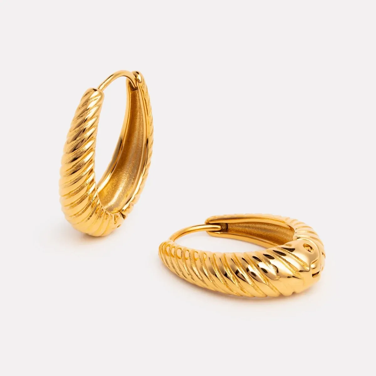 Portofino Hoops Gold - detail view