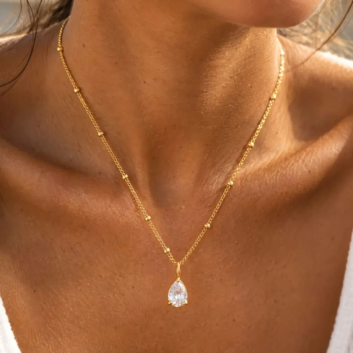 Astra Necklace Gold - lead view