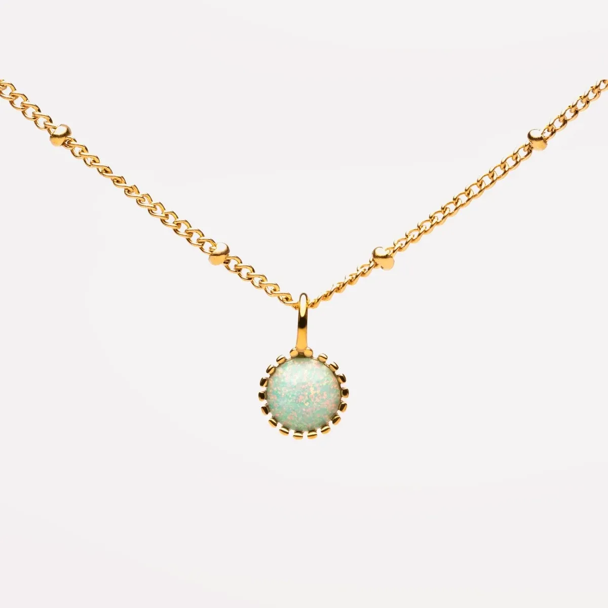 Petite Opal Necklace Gold - detail view
