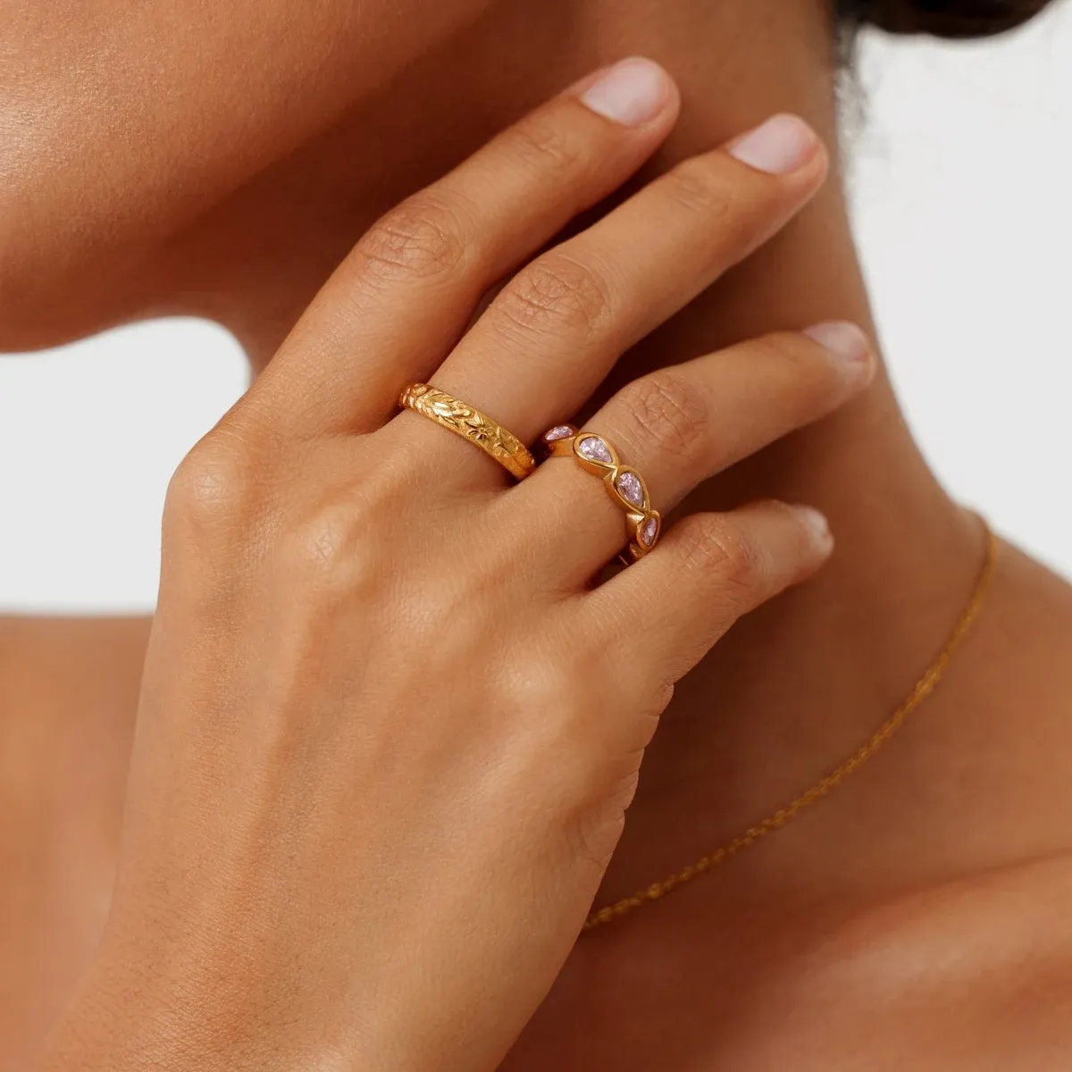Peony Ring Gold - lead view