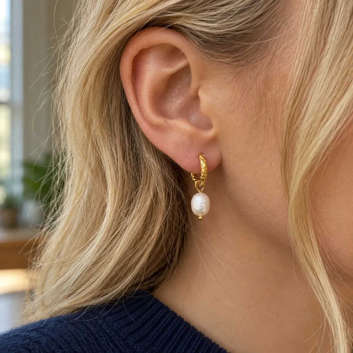 Hammered Pearl Hoop Earrings Gold - use view