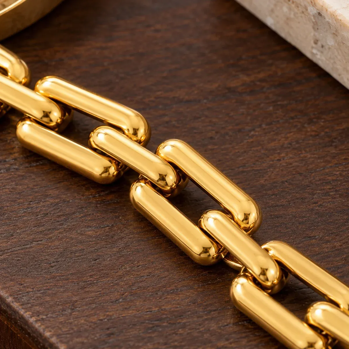 Chunky Chain Bracelet Gold - detail