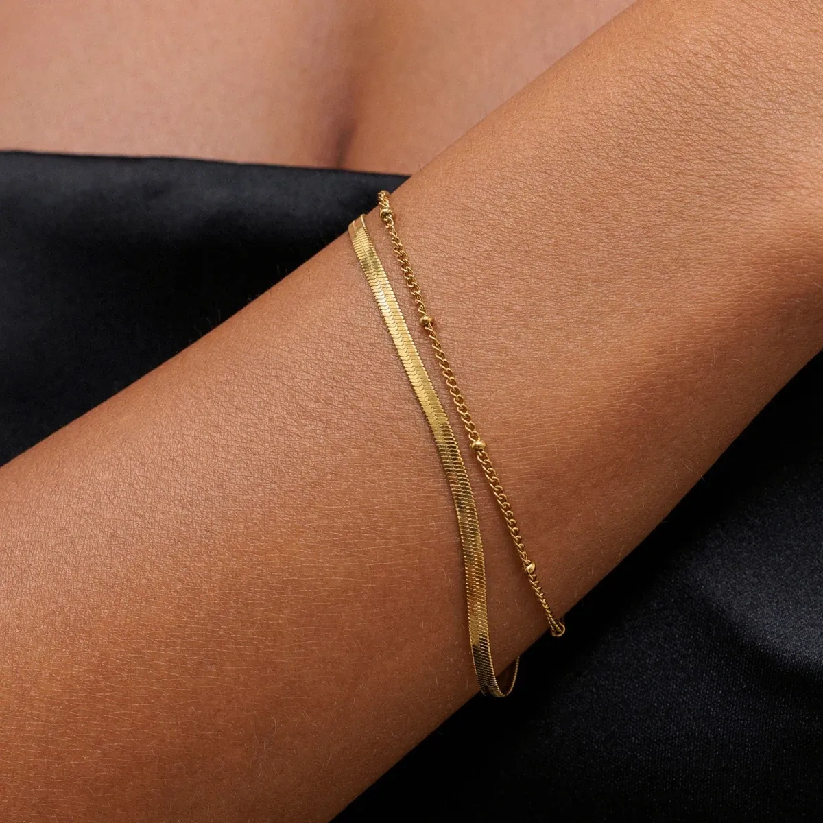 Everyday Layered Bracelet Gold - lead view
