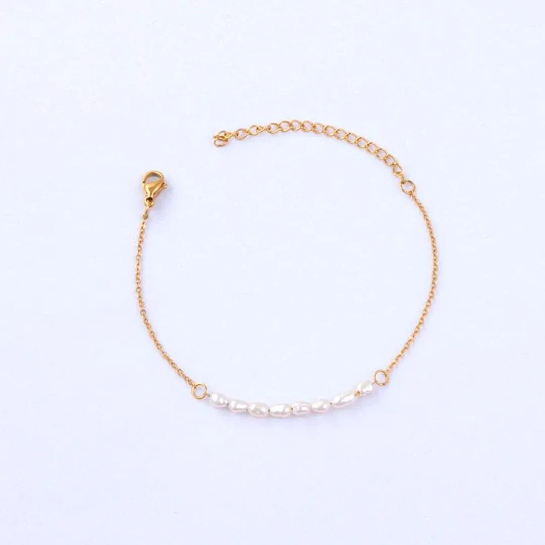 Mini Freshwater Pearl Bracelet Gold - alternate view