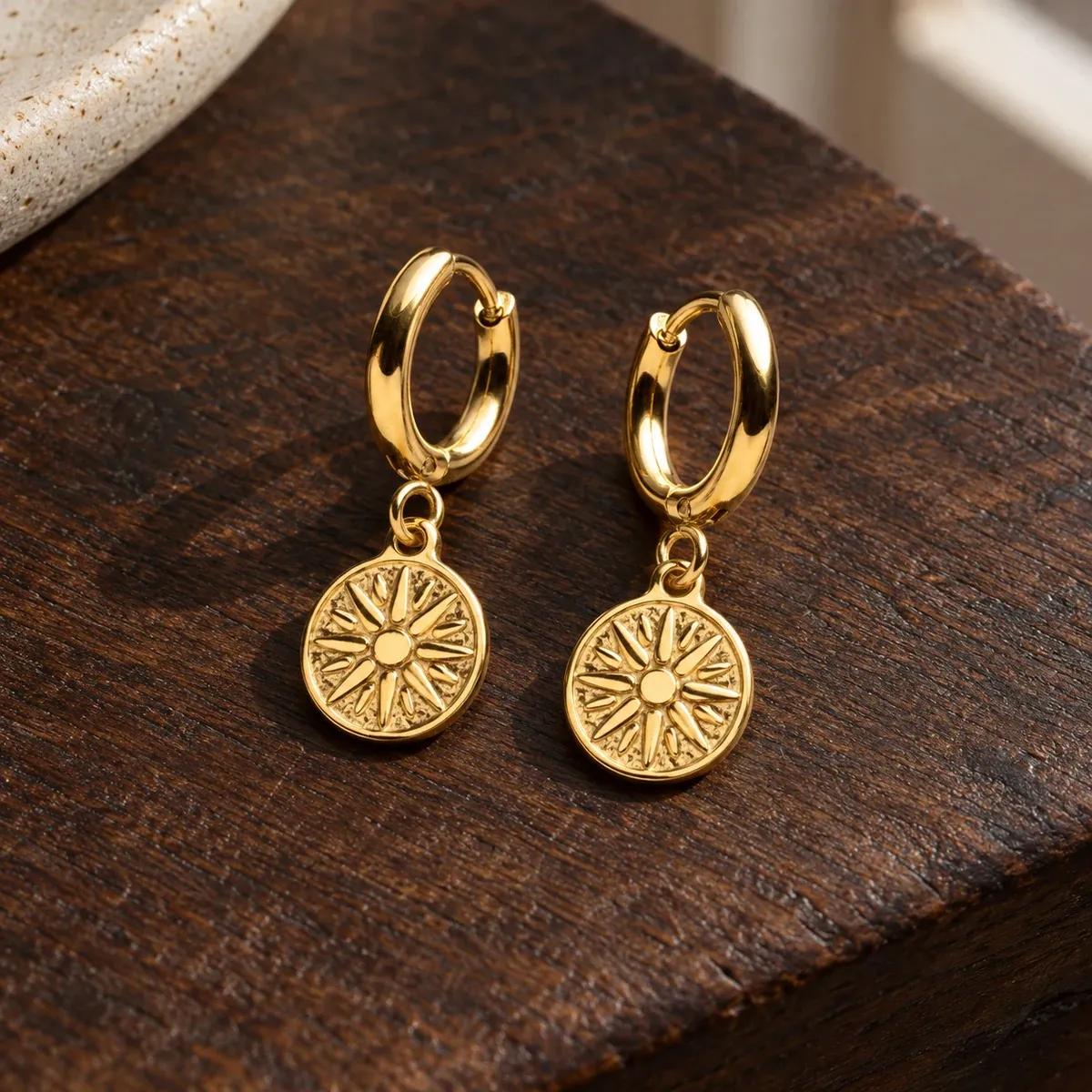 Golden Sun Earrings Gold - alternate view