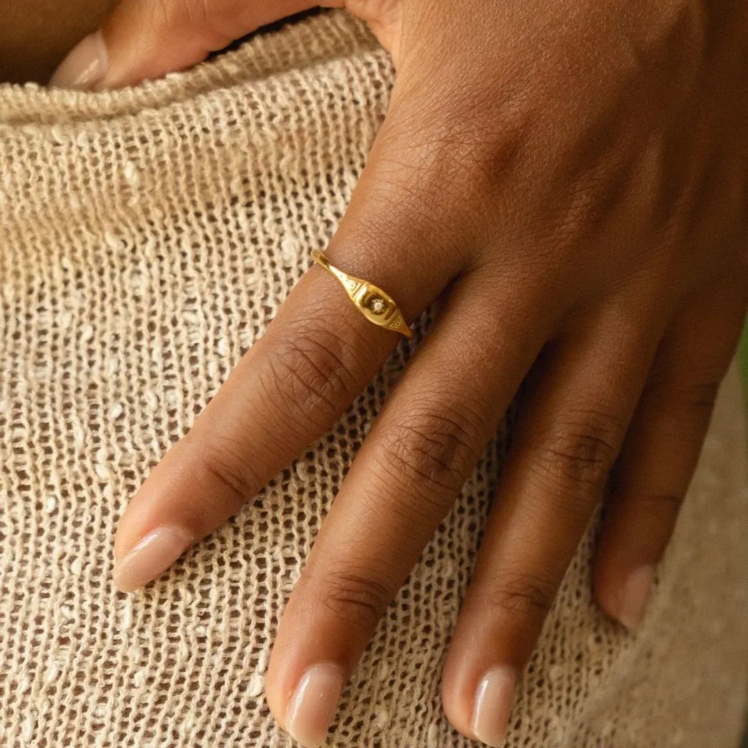 Starlight Heirloom Ring - use view