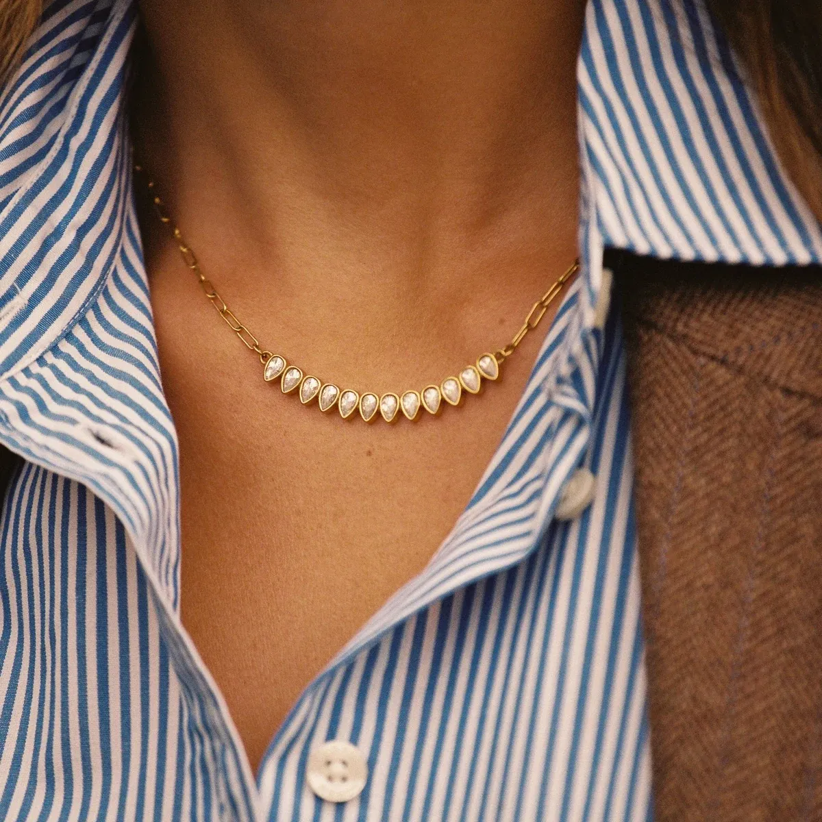 Aspen Necklace Gold - use view