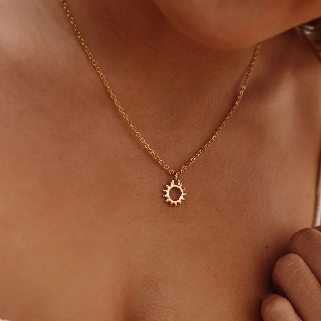 Sun Pendant Gold - lead view