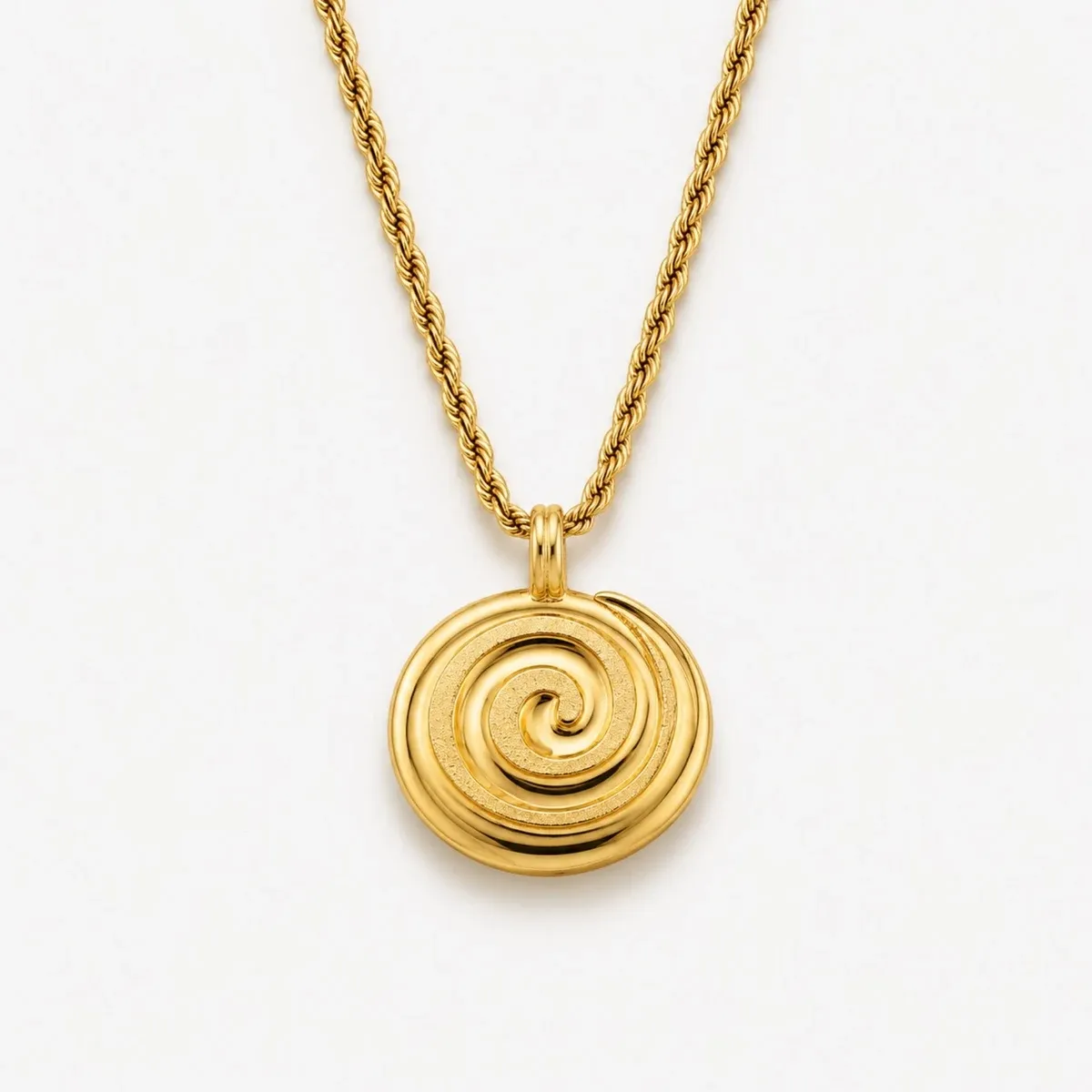Nalu Necklace Gold - detail view