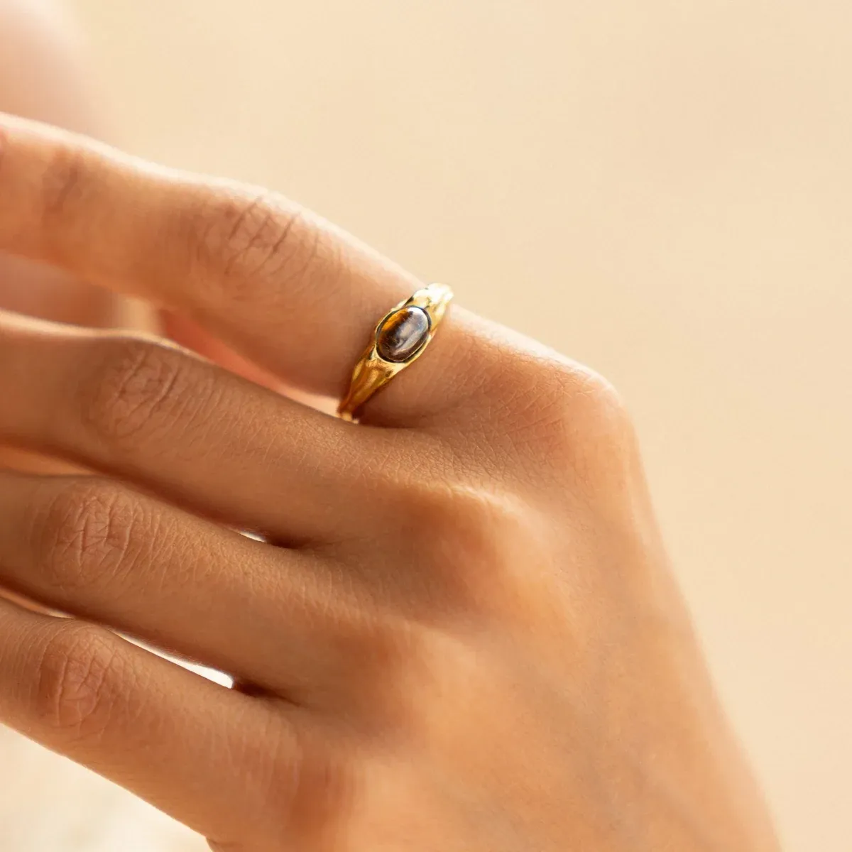 Tiger Eye Ring Gold · US 4 lead view