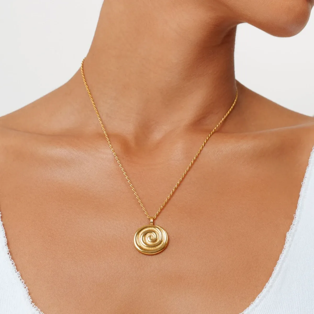 Nalu Necklace Gold - lead view