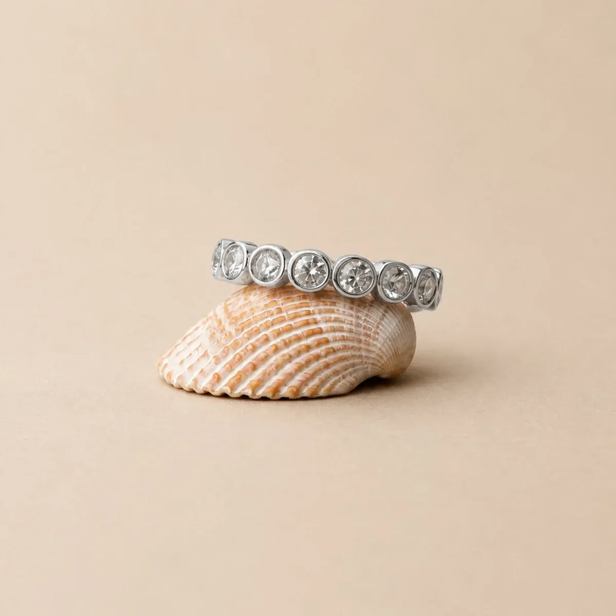 Beaded Sparkly Ring - reviewed exact-variant source photograph