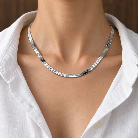 Calla Herringbone Chain