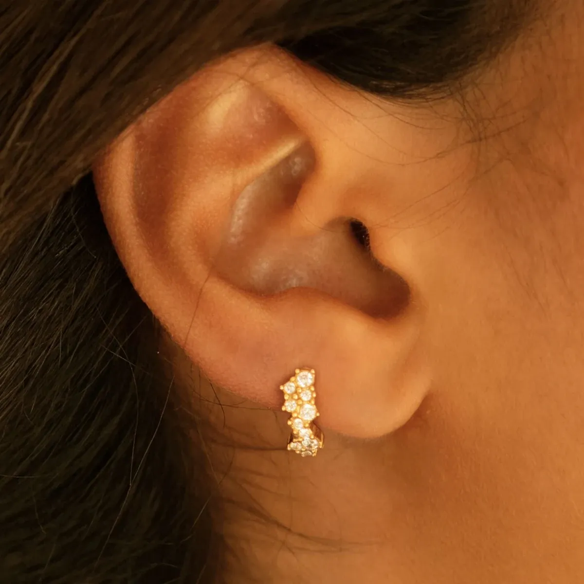 Starlight Hoops Gold - detail view