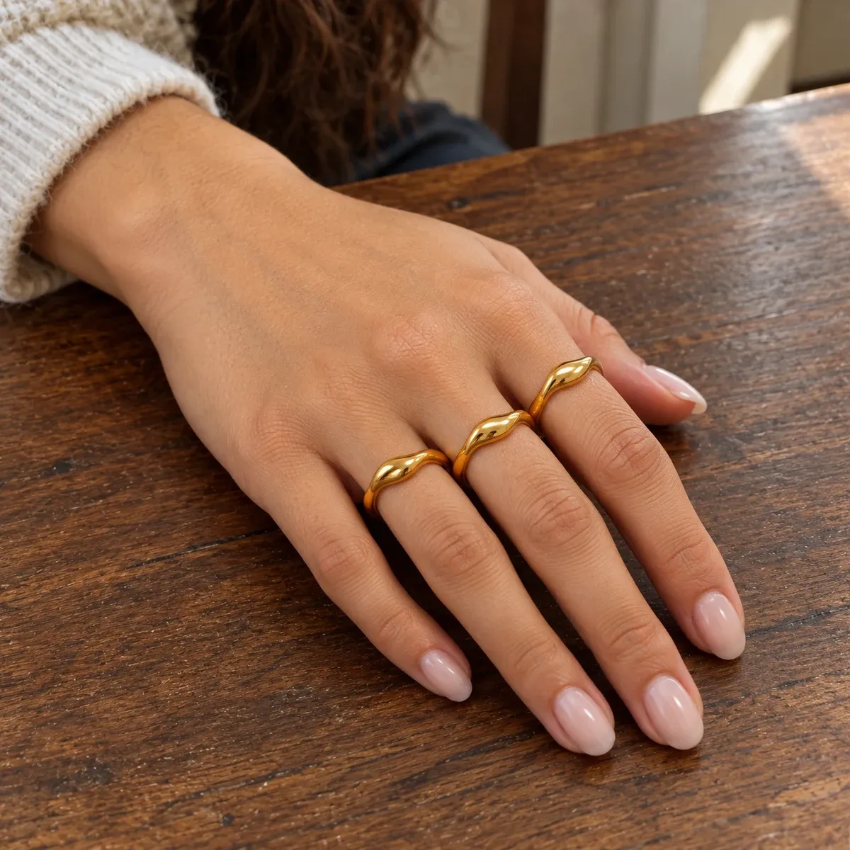 Wavy Trio Rings - use view