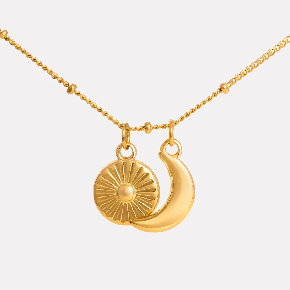 Moon & Sun Necklace Gold - detail view