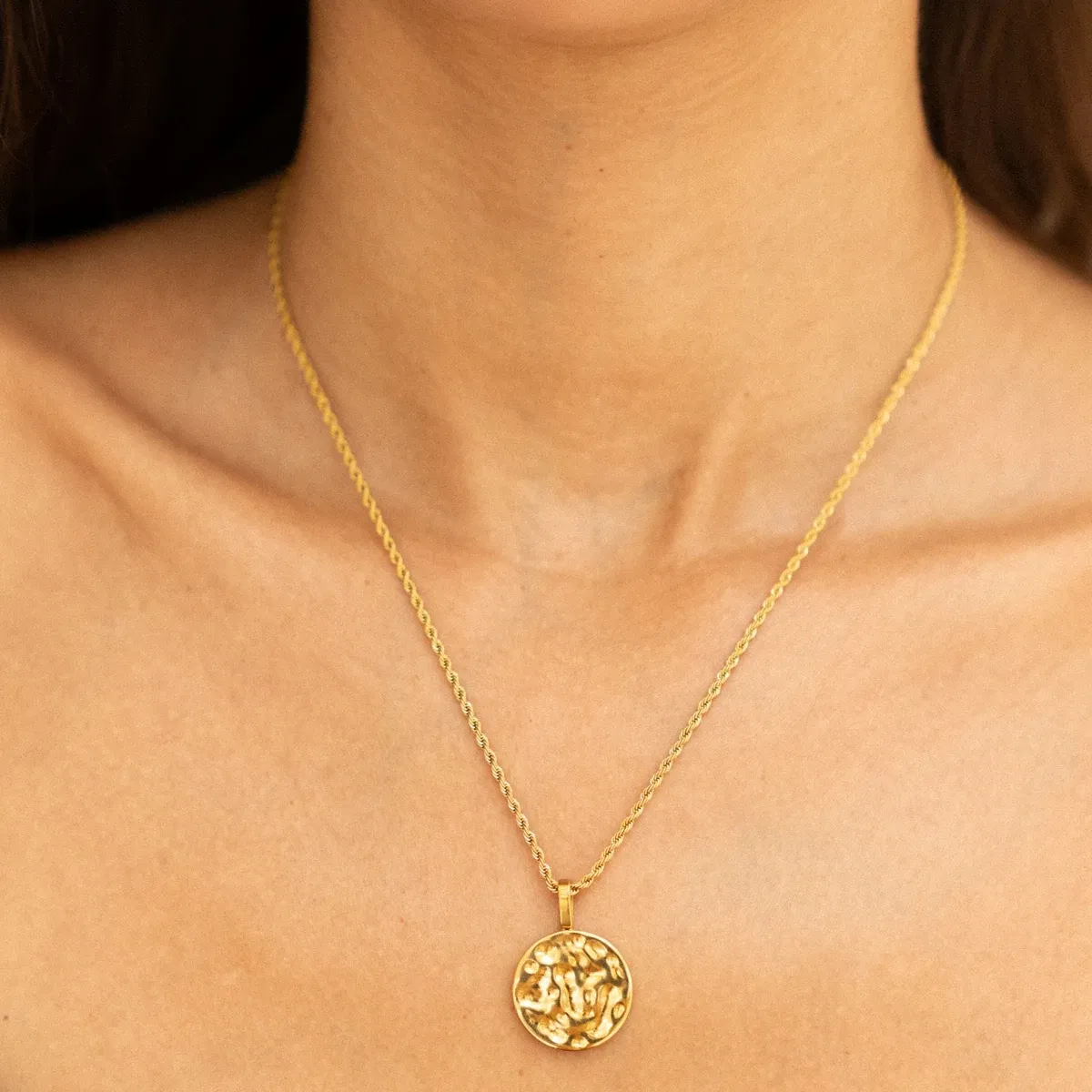 Sorella Necklace - use view