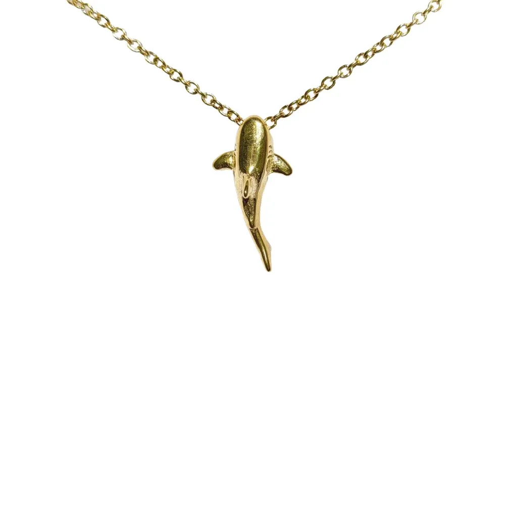 Shark Necklace Gold - detail view