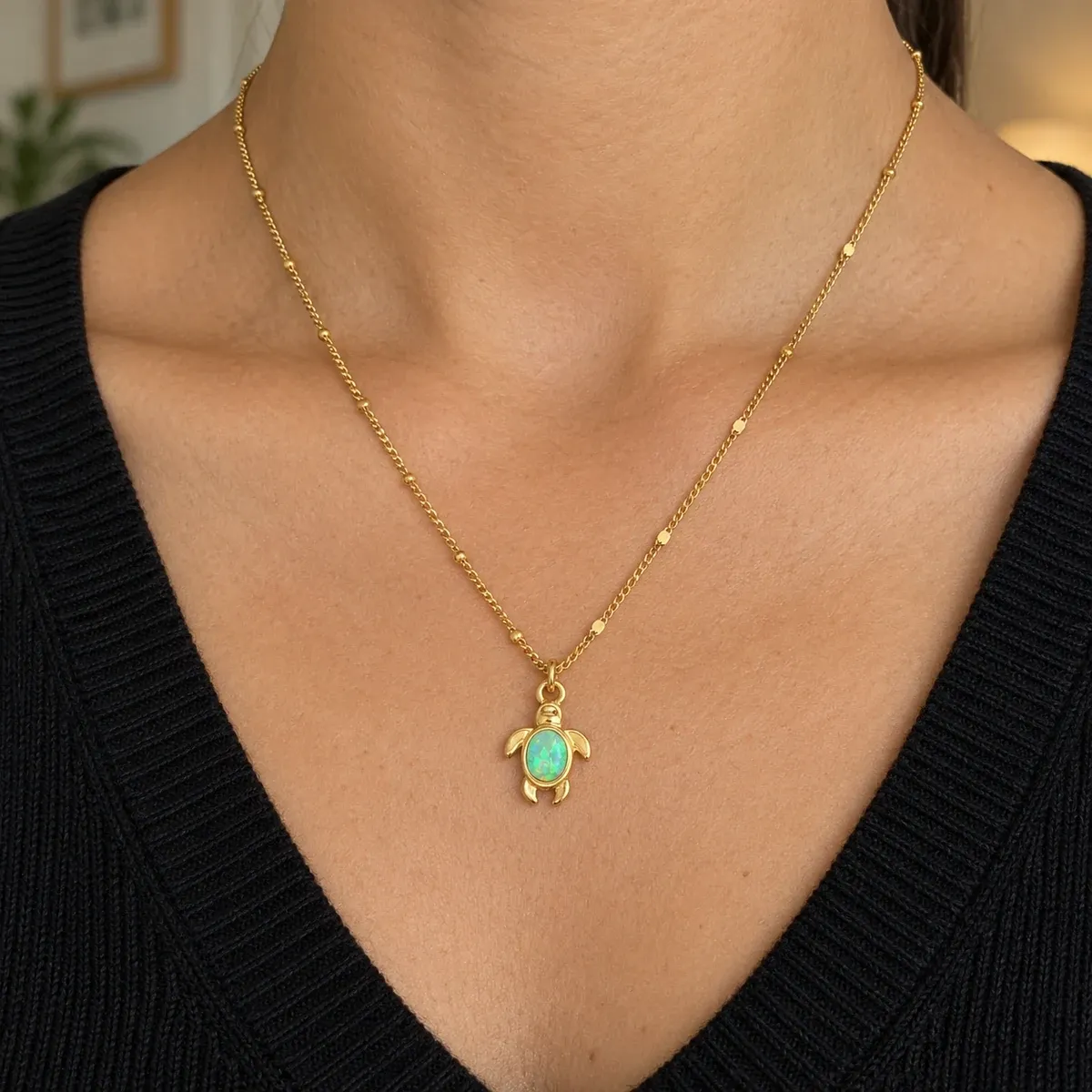 Opal Turtle Necklace Gold - detail view